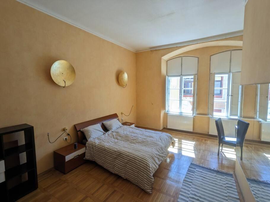 Boheme Central Apartment ทิมิชัวรา ภายนอก รูปภาพ