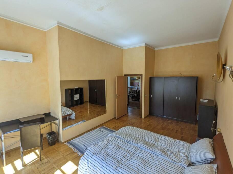 Boheme Central Apartment ทิมิชัวรา ภายนอก รูปภาพ